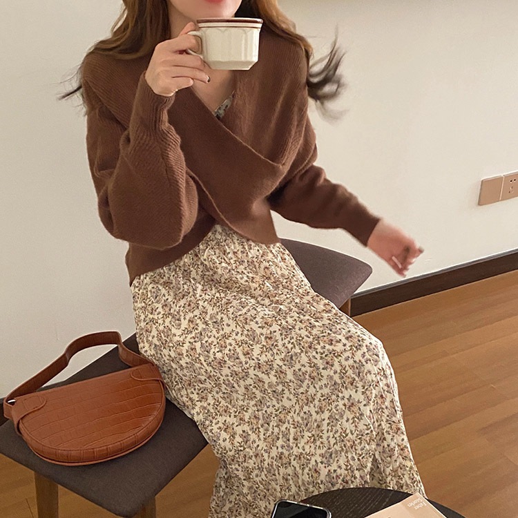 Vネック 花柄 ミモレ丈 ワンピース