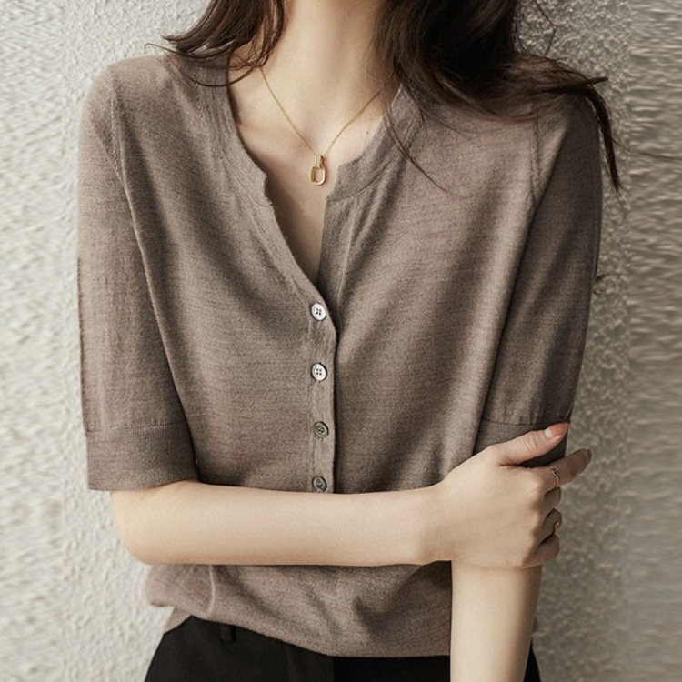 きれいめ ヘンリーネック 5分袖 Ｔシャツ