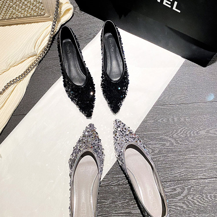 柔らかい スパンコール ポインテッドトゥ フラットパンプス