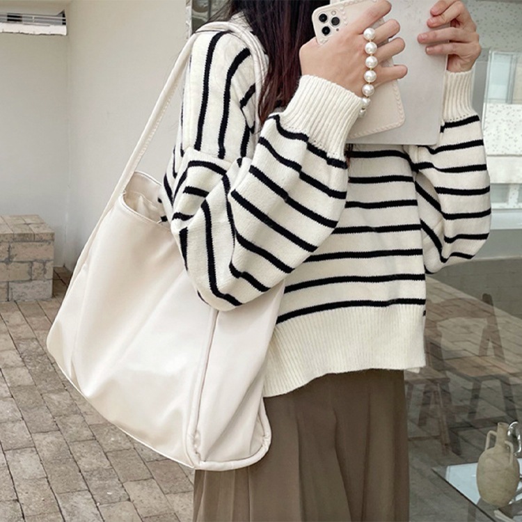 ソフトレザー シンプル 大きめ トートバッグ