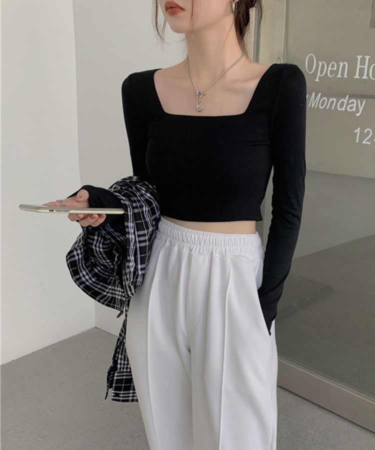 シンプル スクエアネック ショート丈 長袖 カットソー

