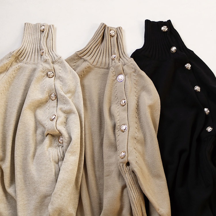 ボタンデザイン ハイネック ニットワンピース