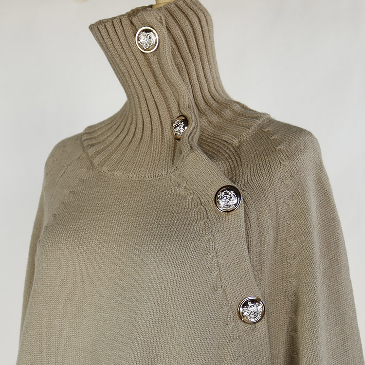 ボタンデザイン ハイネック ニットワンピース