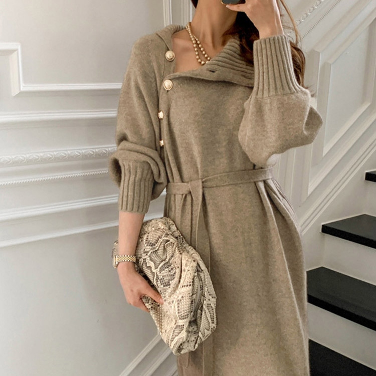 ボタンデザイン ハイネック ニットワンピース