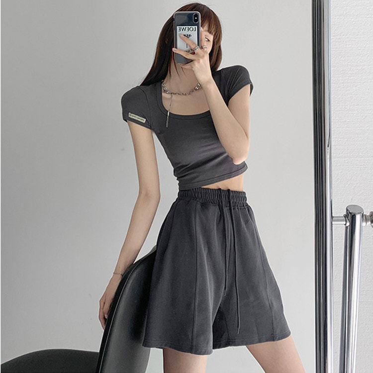 sweats Collective　タックハーフパンツ タックハーフパンツ／ストレッチ／ウールポリエステル
