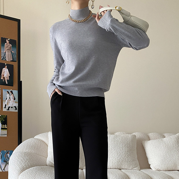 ゆったりシンプル ハイネック ニットトップス