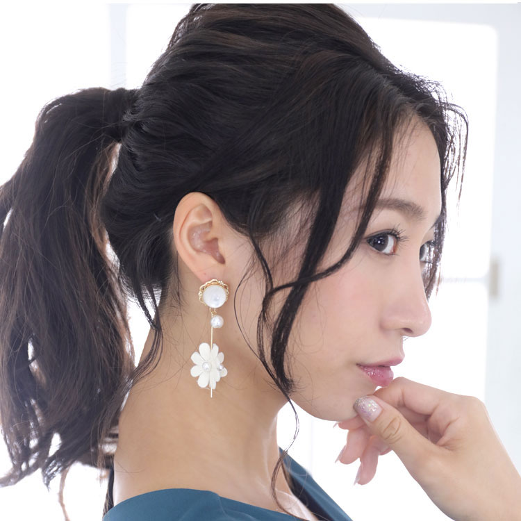 レディース フラワー バー パール イヤリング