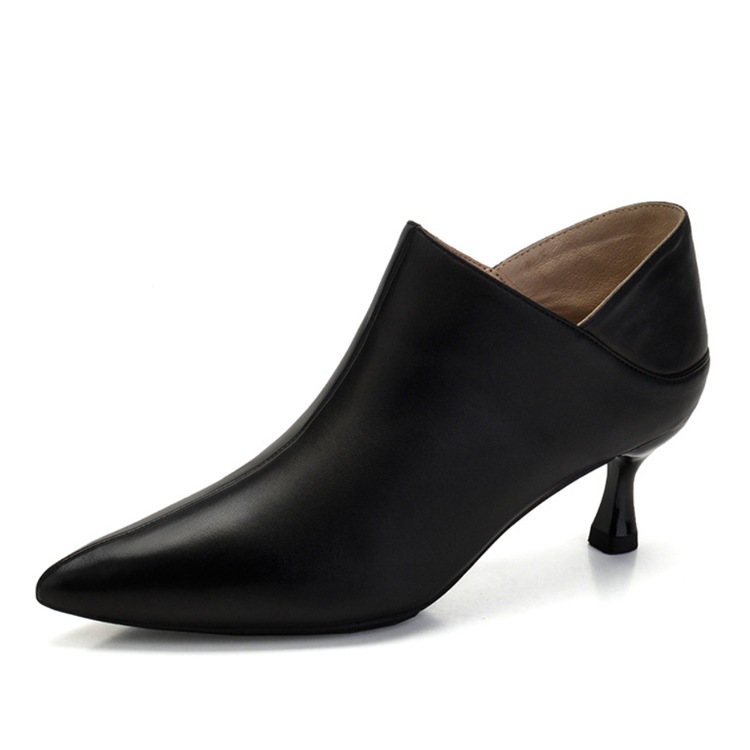 ピンヒール Vカット ハイヒール ブーティー