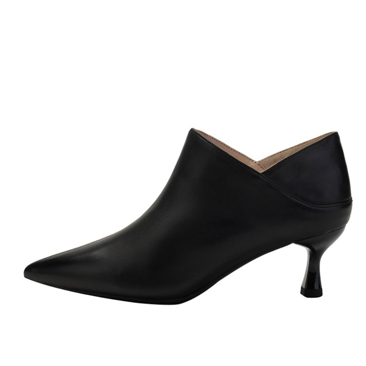 ピンヒール Vカット ハイヒール ブーティー