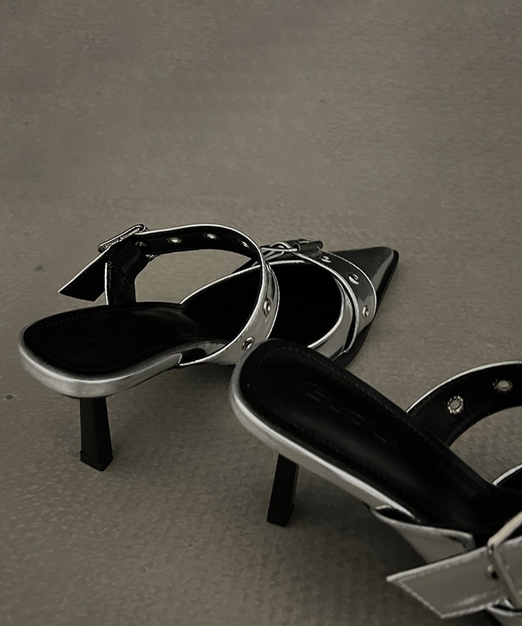 レザーバックルベルト ハイヒール サンダル