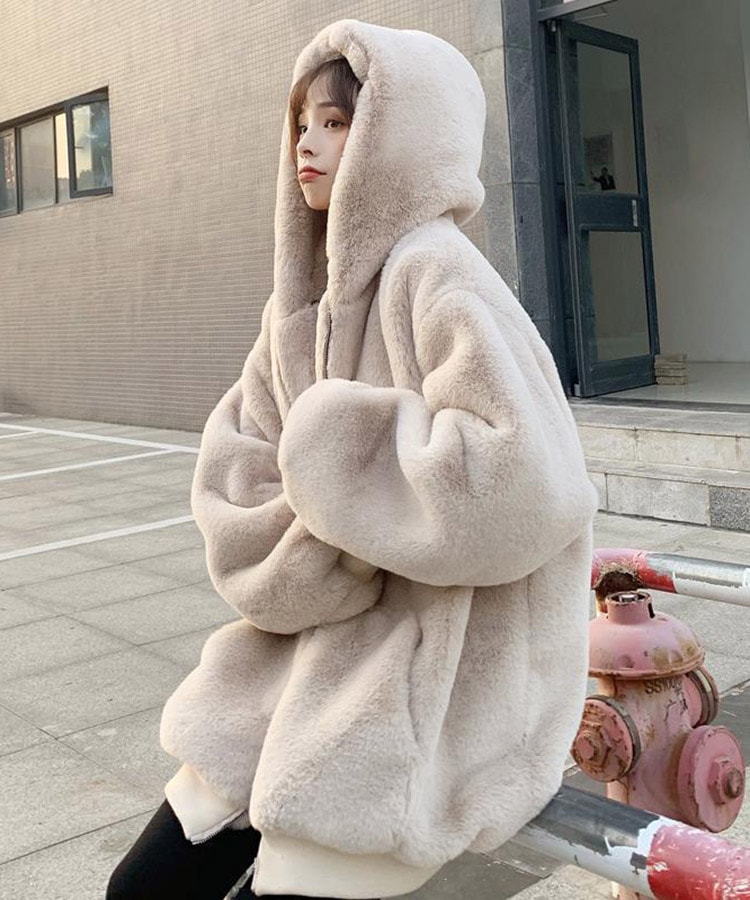 フード付き フェイクファー セミロング丈 コート | レディース フード付き フェイクファー セミロング丈 コート | レディース