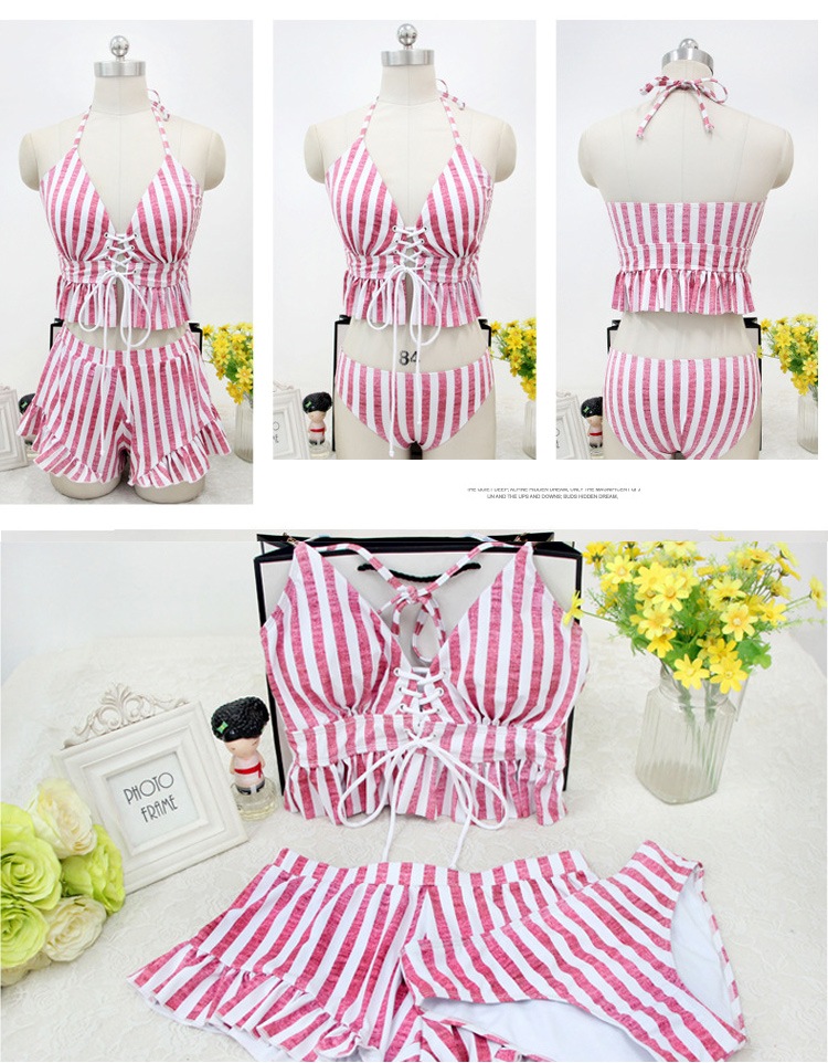 フリルがかわいいショートパンツ付きの3点セット水着