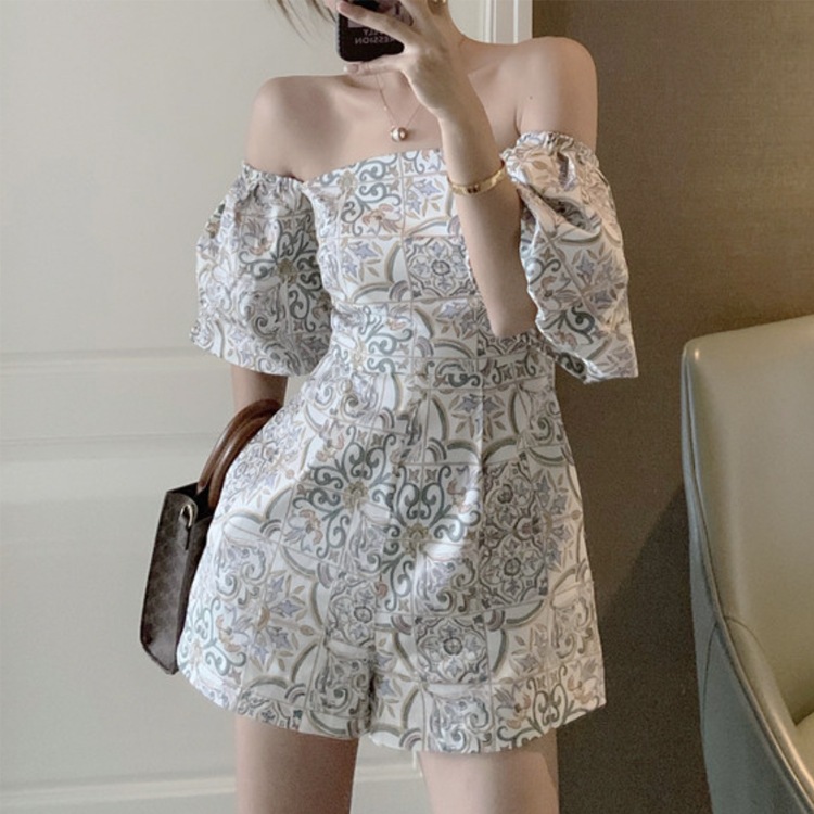 プリント柄 ボリューム袖 ショート丈 サロペット