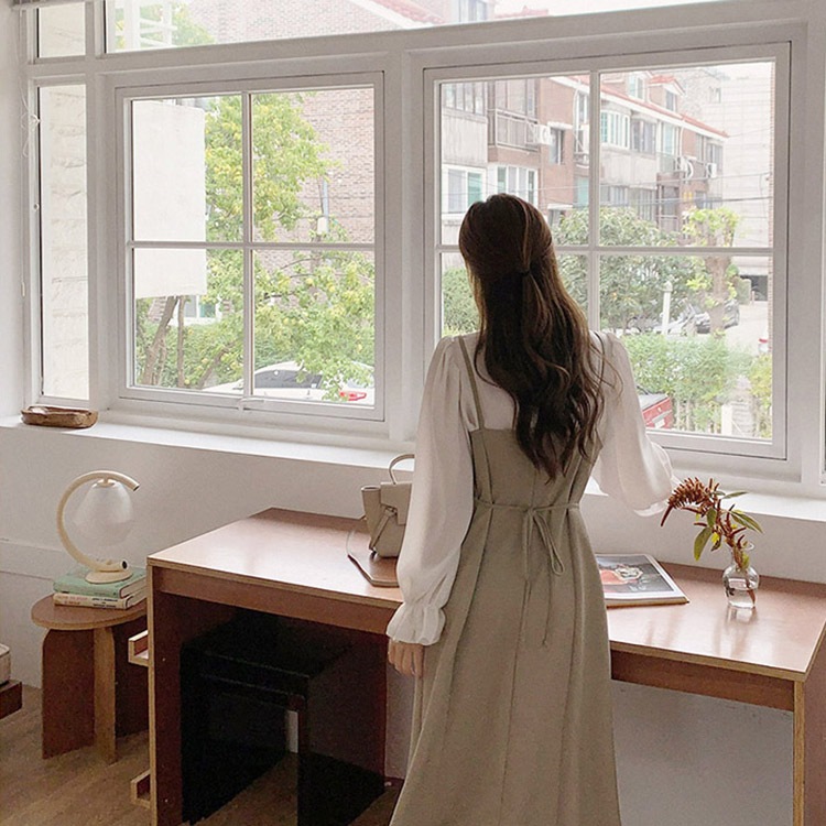 2点セット フリル長袖ブラウス ミモレ丈キャミワンピース