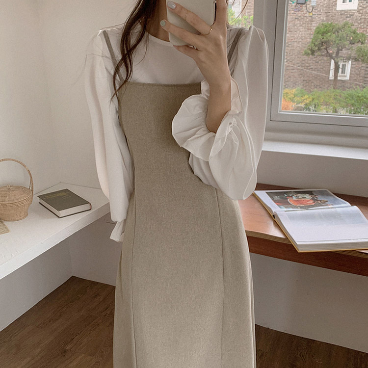 2点セット フリル長袖ブラウス ミモレ丈キャミワンピース