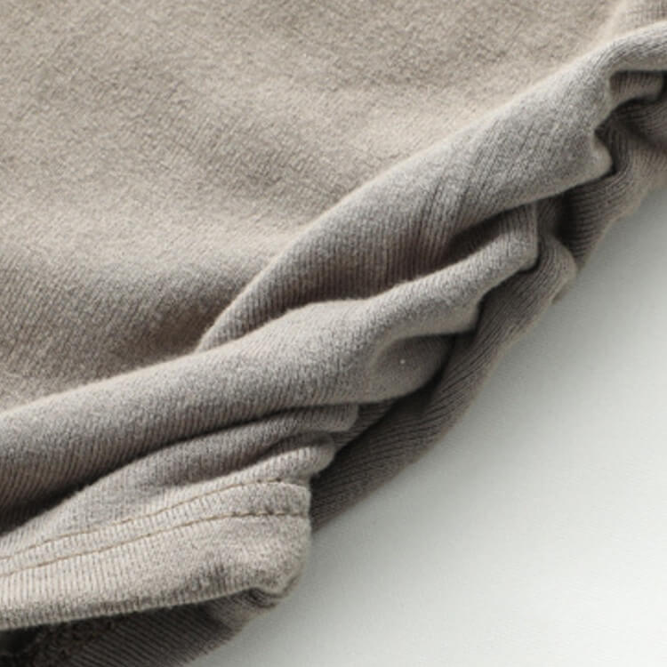 滑らかな肌触り ハイネック 長袖 カットソー