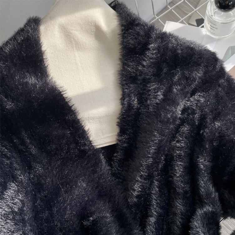 ゆったり ドルマンスリーブ フェイクファー