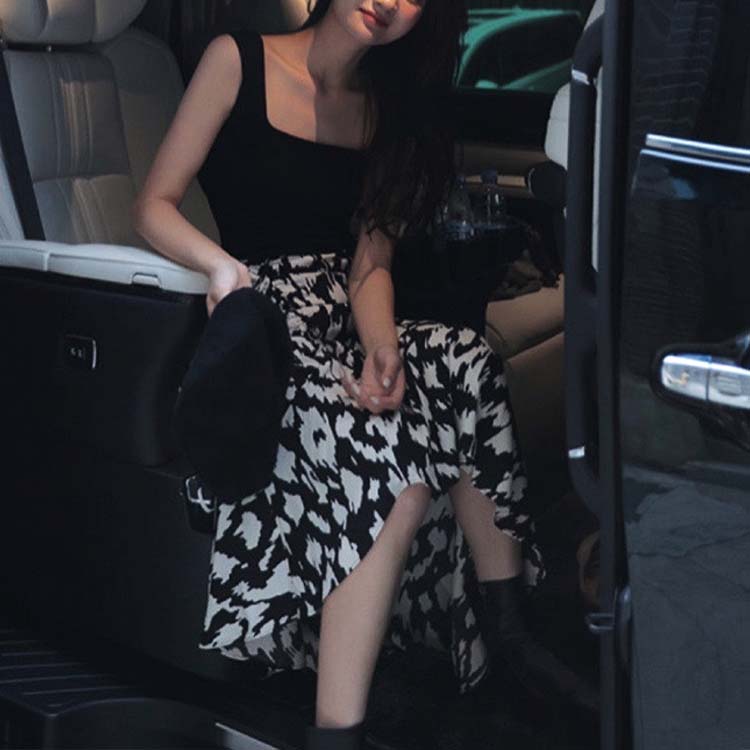 アシンメトリー ギャザー ミモレ丈スカート