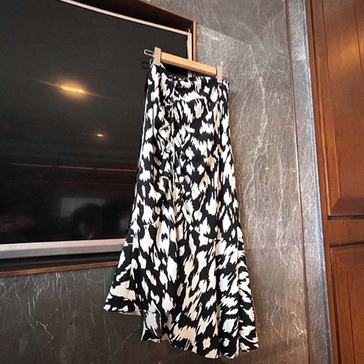 アシンメトリー ギャザー ミモレ丈スカート