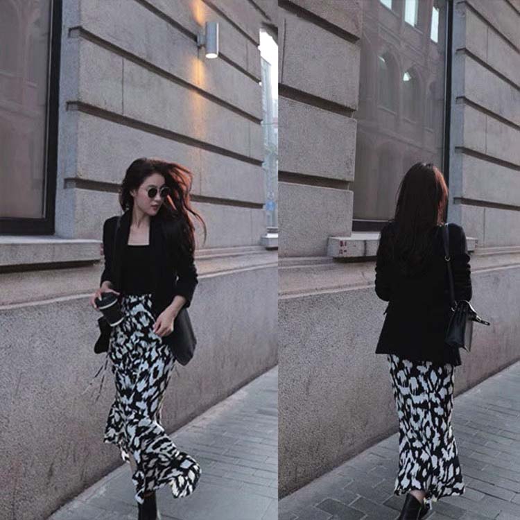 アシンメトリー ギャザー ミモレ丈スカート