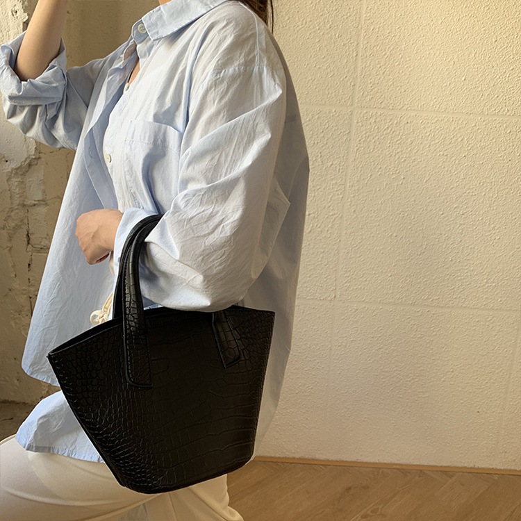 レトロ クロコダイル柄 バケツバッグ