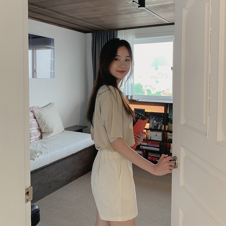 韓国　かわいいプリント　5分袖 Tシャツ