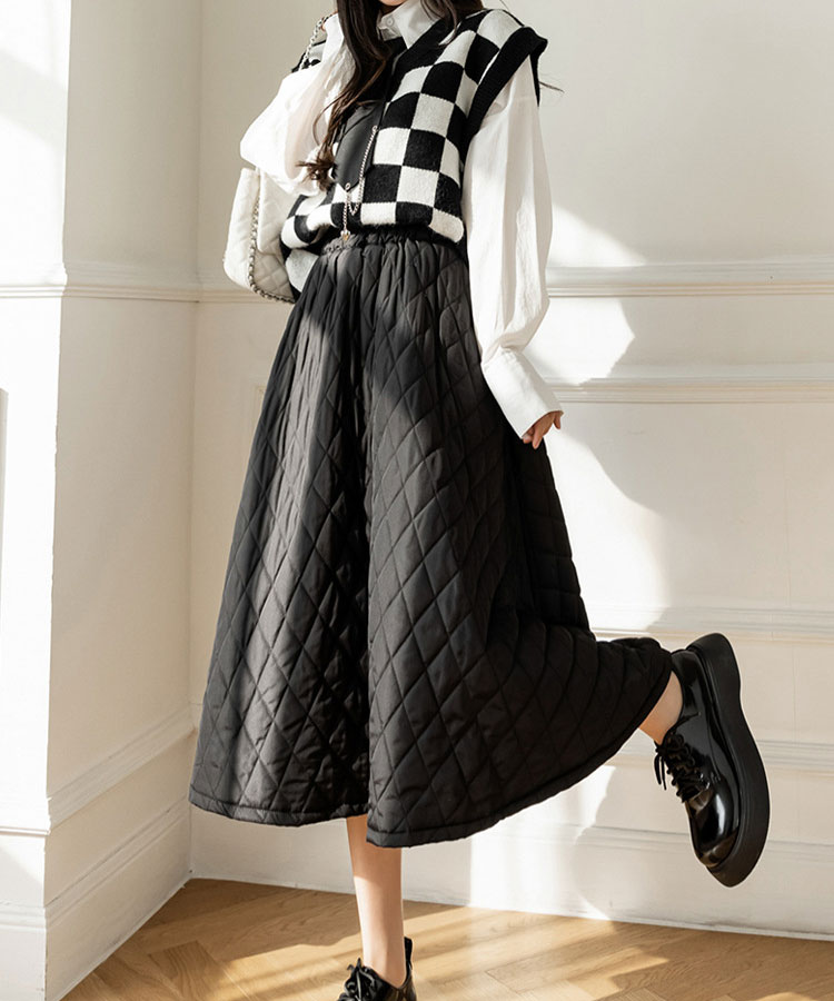 Aライン 中綿入り キルティング ミモレ丈 オーバースカート

