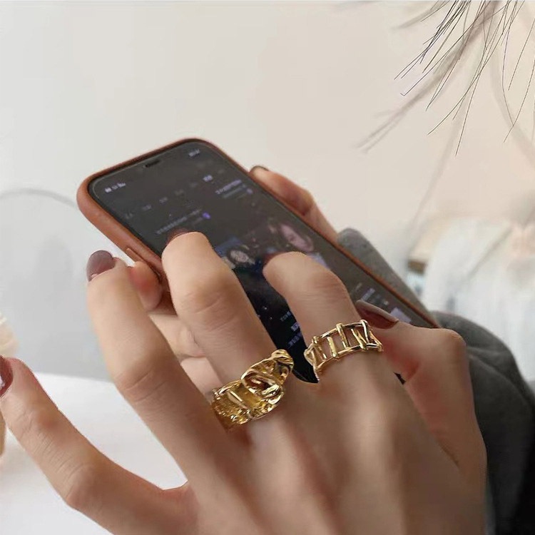 個性的 ごつごつ メタル リング