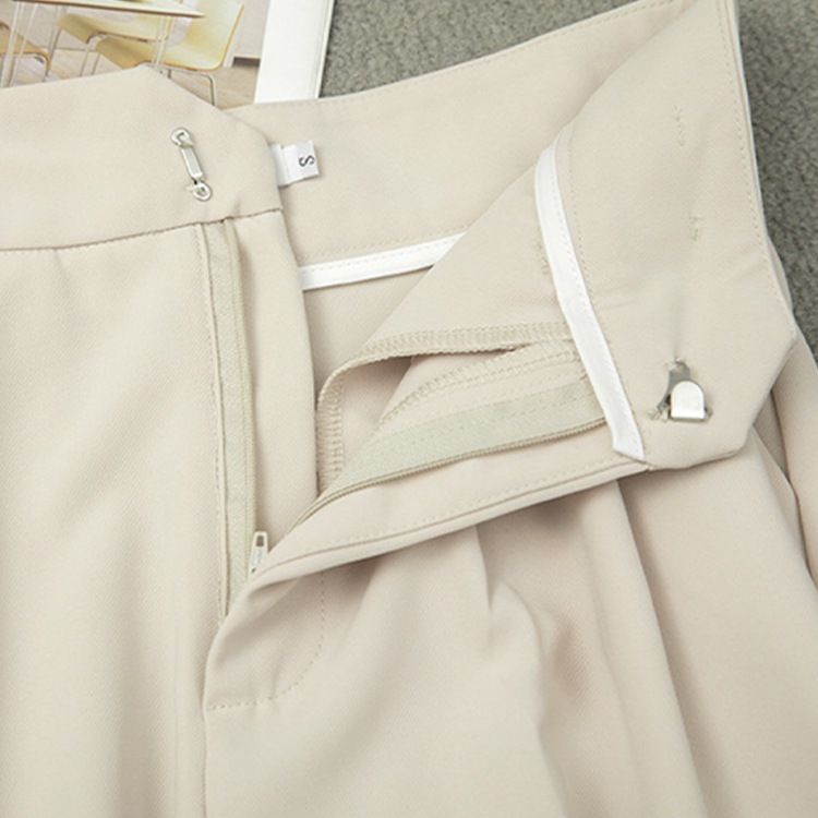 ベルト付き 九分丈 テーパードパンツ