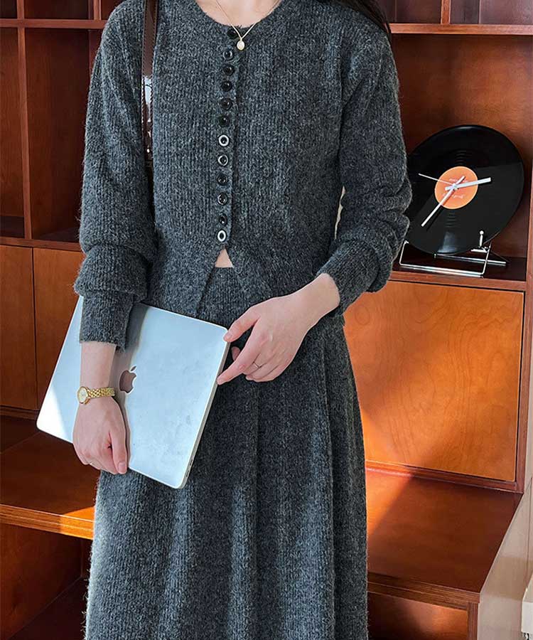 長袖 ニットカーディガン ロングスカート ニットアップ

