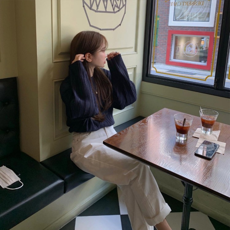 くすみカラー スラッシュドネック プリーツブラウス