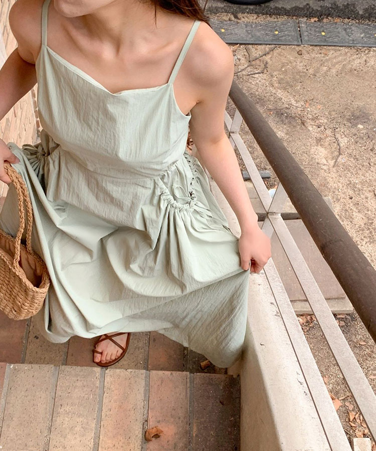 リボン付き ギャザー ビッグポケット キャミワンピース