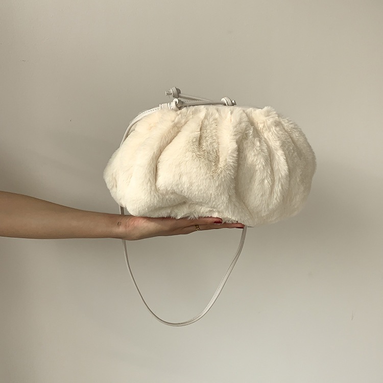 ふわもこ ショルダーバッグ