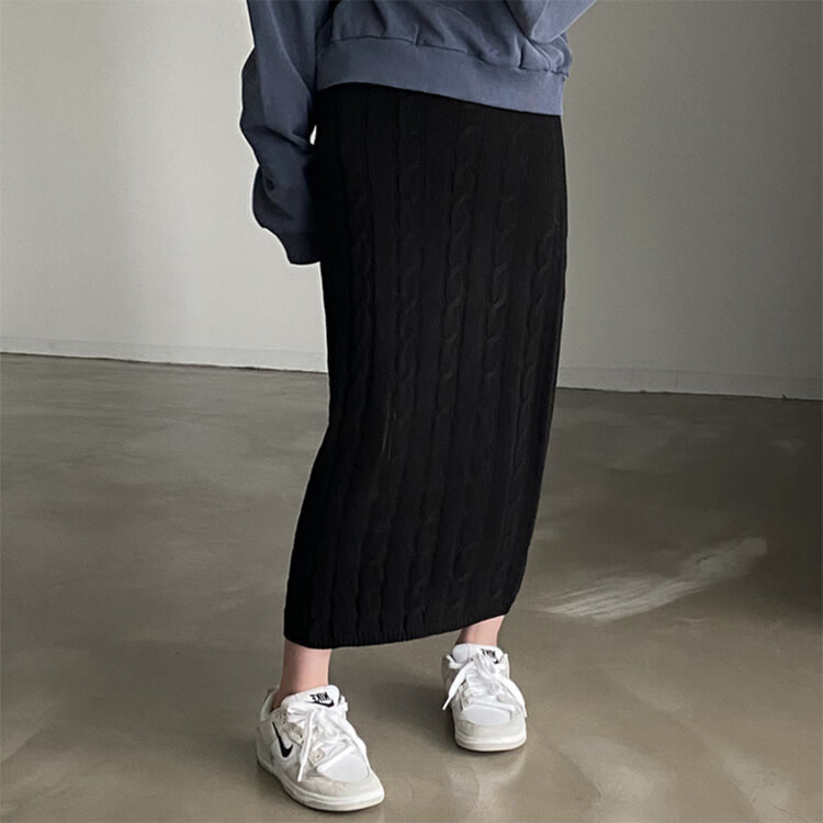 タイトフィット ケーブルニット ロングスカート