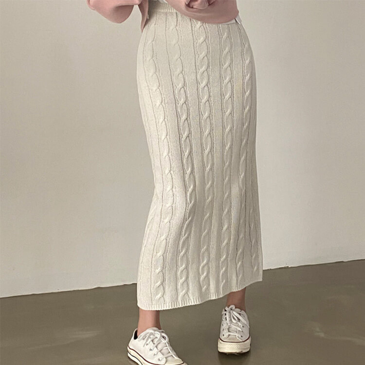 タイトフィット ケーブルニット ロングスカート