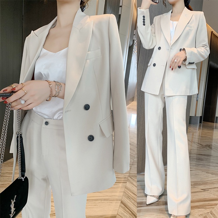 ダブルボタン かっこいい パンツスーツ