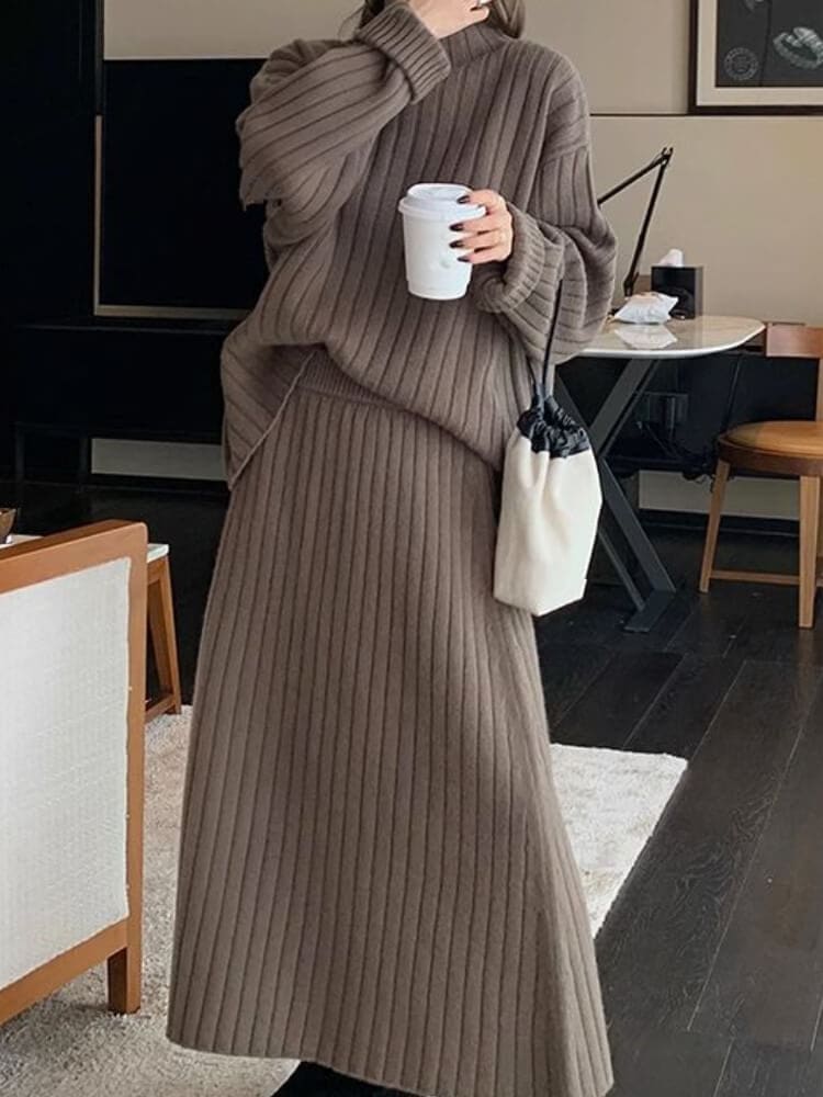 ゆったり モックネックニット ミモレ丈スカート セットアップ