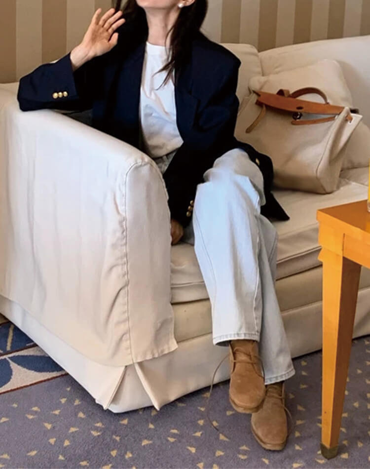 知的レトロな雰囲気漂う 金ボタンテーラードジャケット 