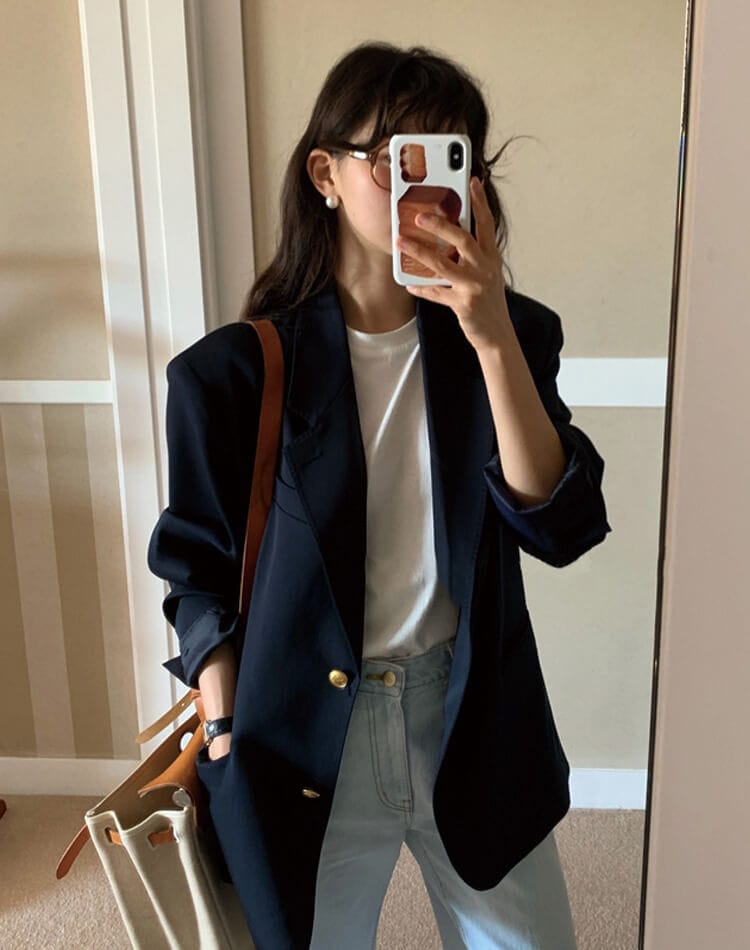 知的レトロな雰囲気漂う 金ボタンテーラードジャケット 