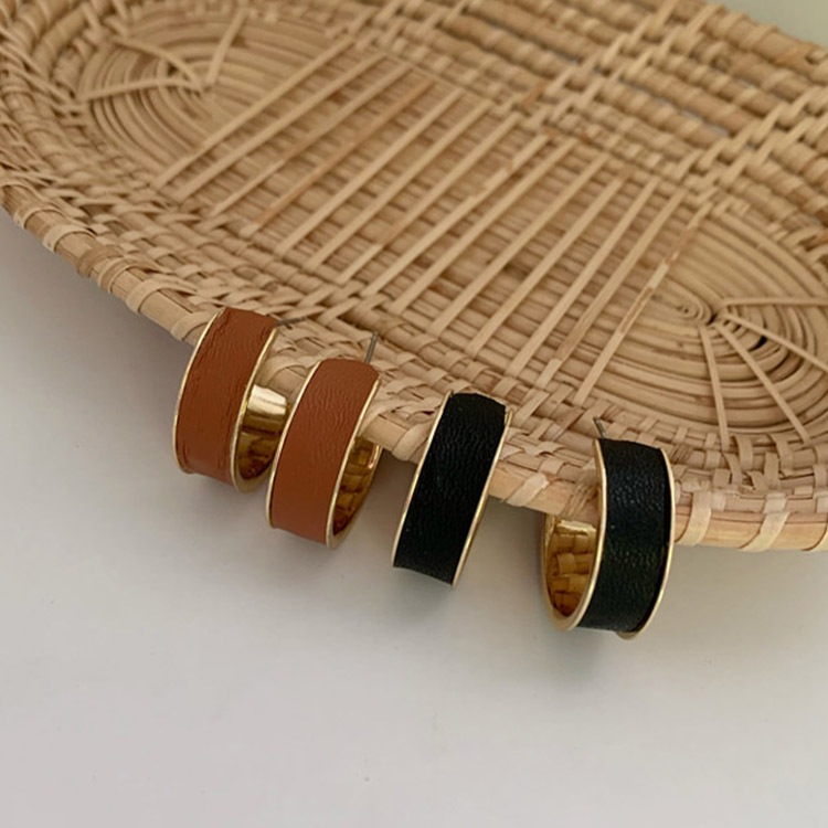 ゴールド×レザー リング ピアス