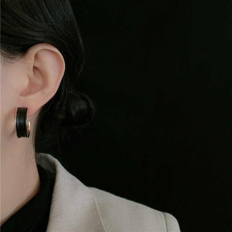 ゴールド×レザー リング ピアス