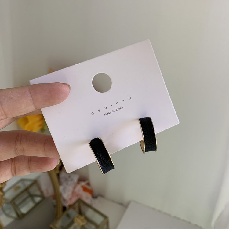 ゴールド×レザー リング ピアス