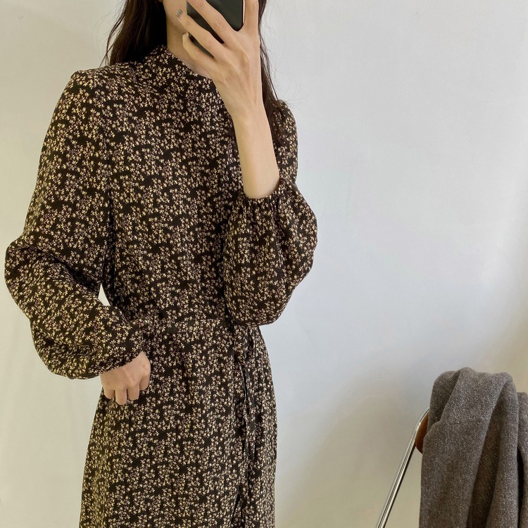 小花柄 ハイネック ロングワンピース