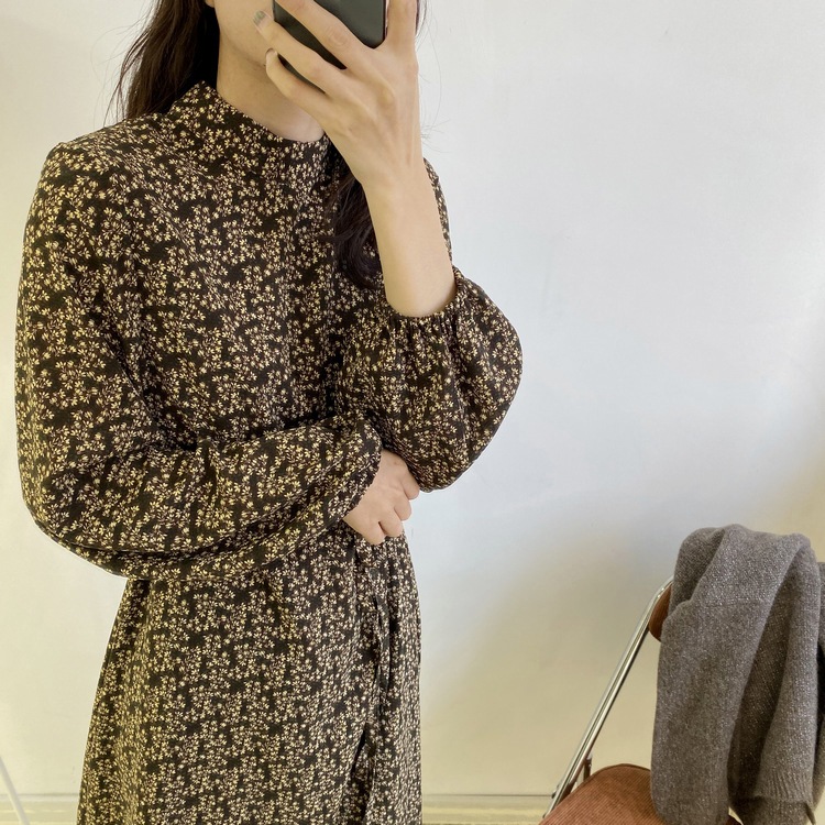 小花柄 ハイネック ロングワンピース