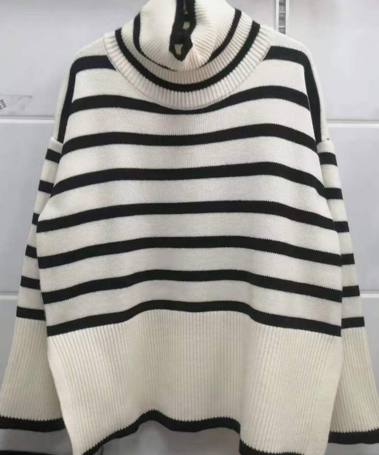 ゆったり ハイネック ボーダー ニット セーター

