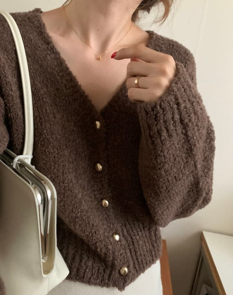 もこもこ Vネック 金ボタン ニットカーディガン

