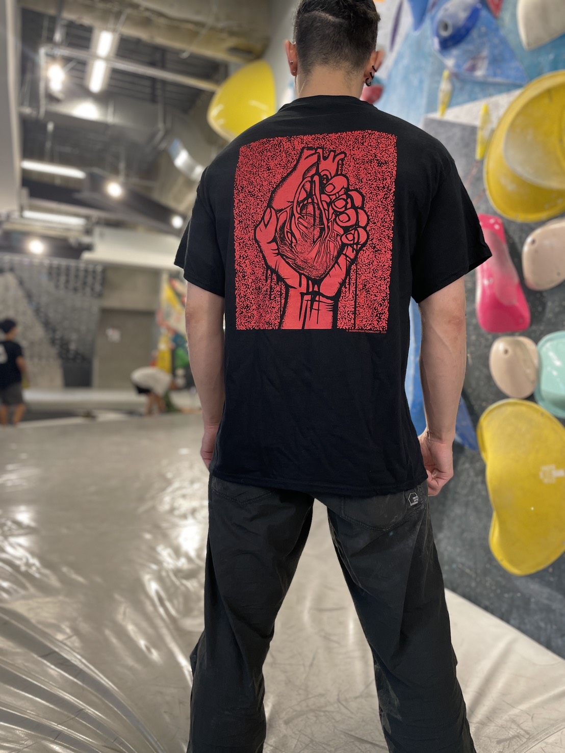 CrimsonHand TEE クリムゾンハンド / BUDDHA HOLDS TECHNOLOGY