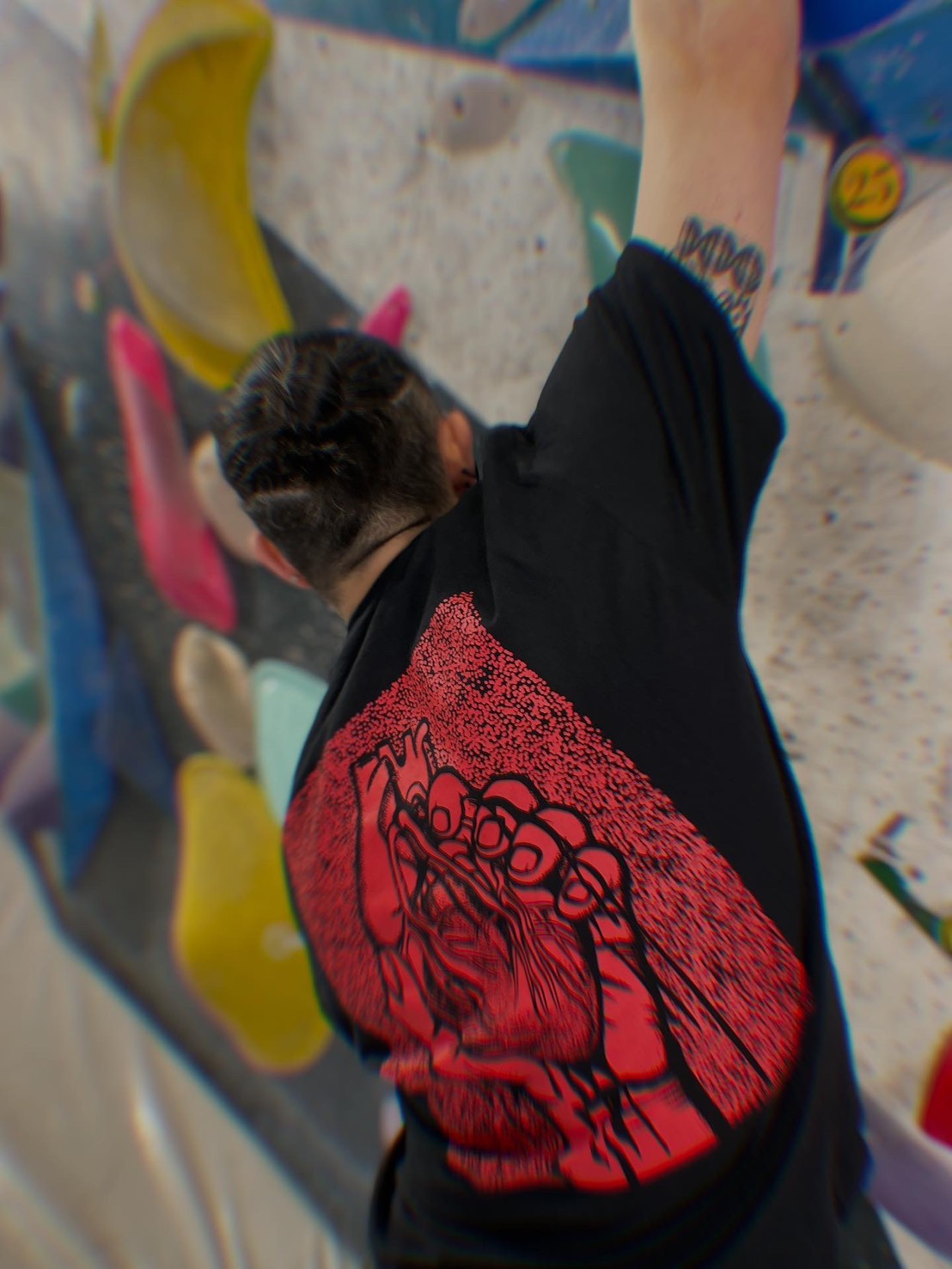 CrimsonHand TEE クリムゾンハンド / BUDDHA HOLDS TECHNOLOGY