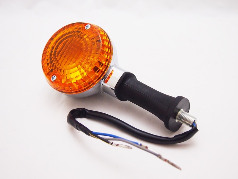 ゼファー400初期 フロントウインカーASSY【残りわずか】