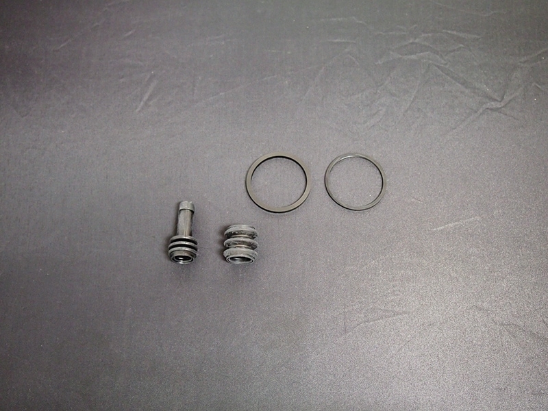 ゼファー400 C5-C7/400χリアキャリパーリペアキット【残りわずか】